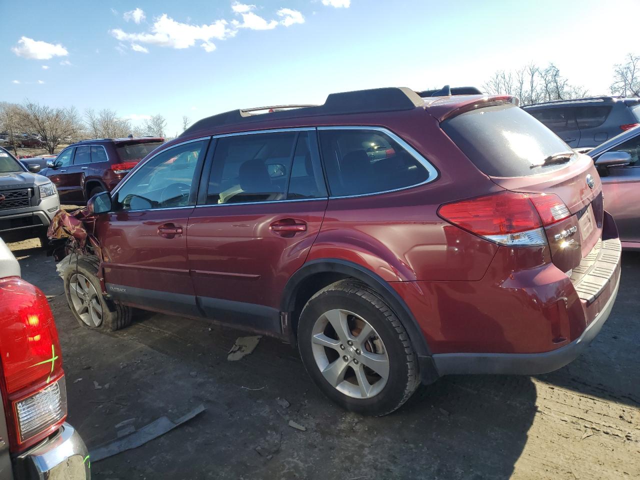 2013 Subaru Outback - Image 2