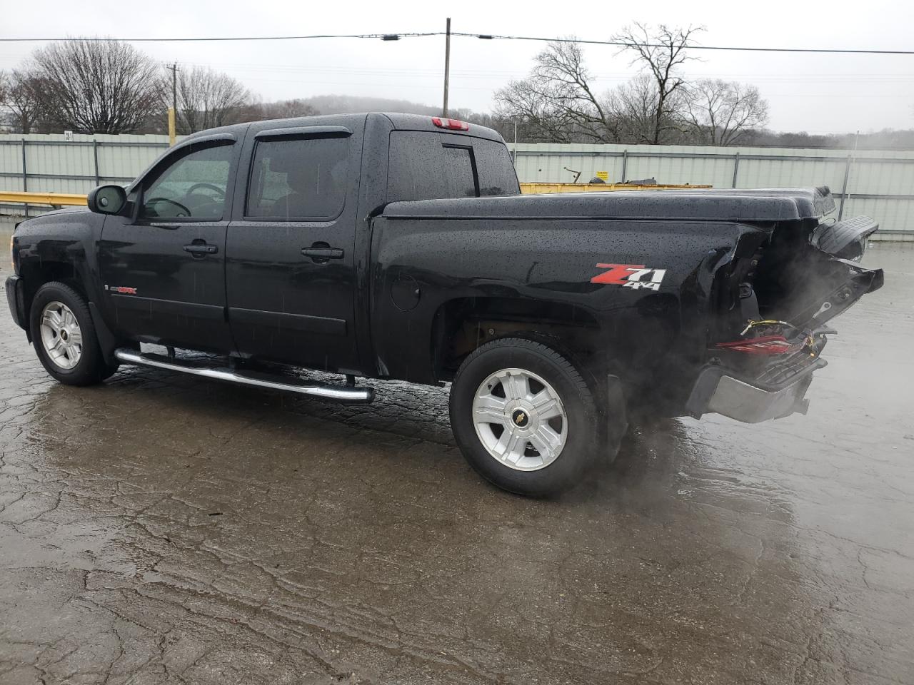 2008 Chevrolet Silverado - Image 2