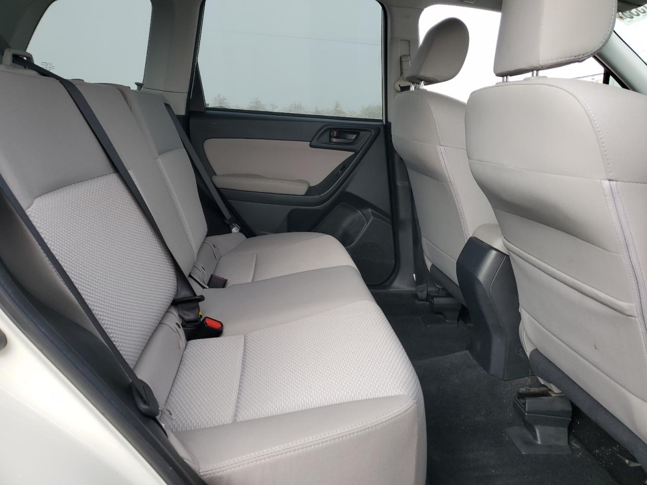 2016 Subaru Forester - Image 11