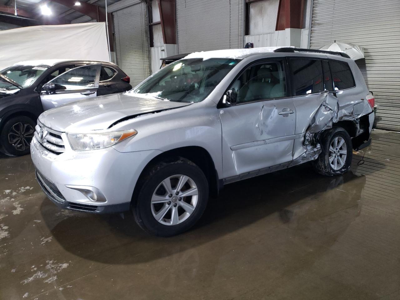 2011 Toyota Highlander - Image 1