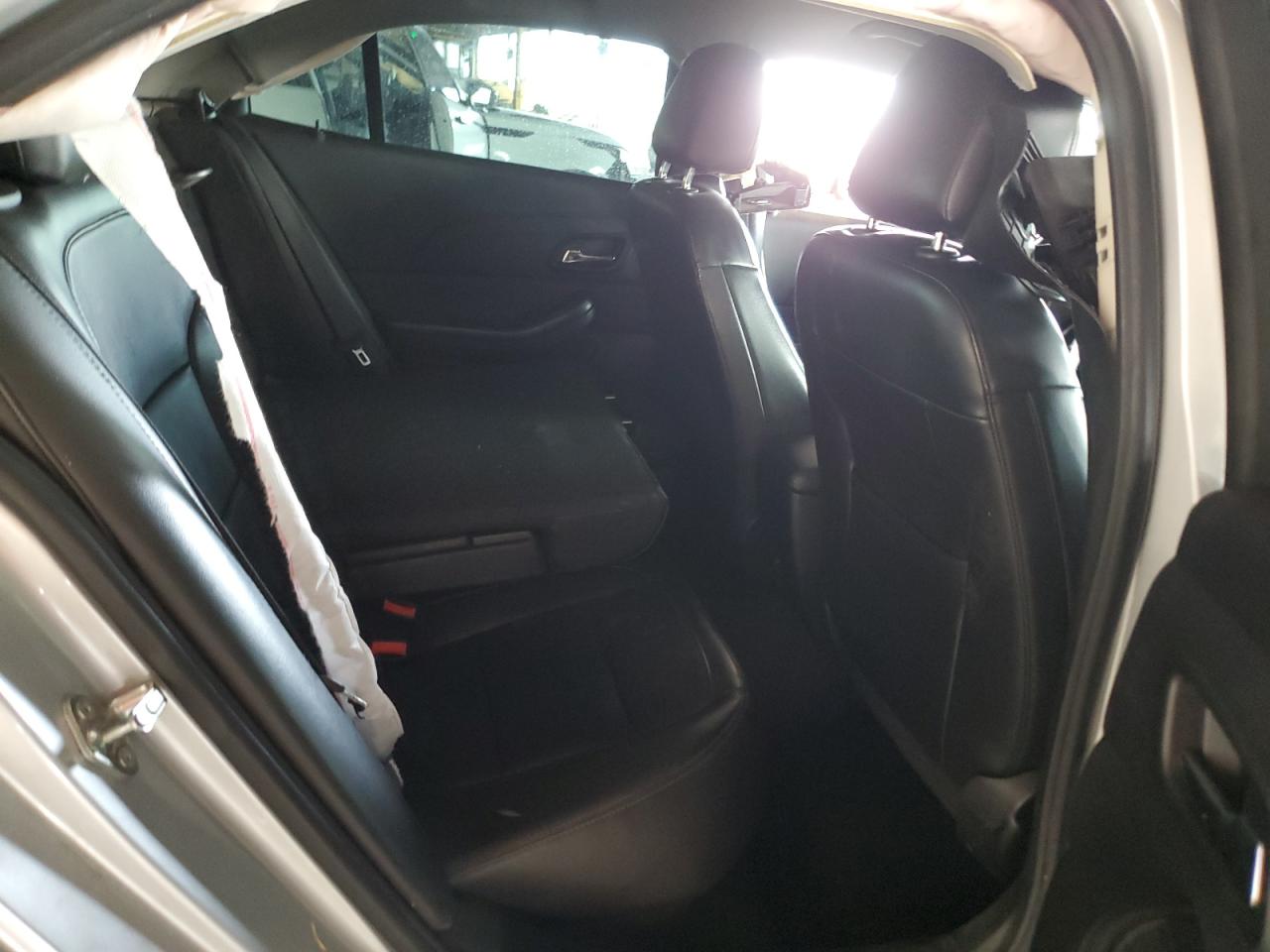 2015 Chevrolet Malibu - Image 10