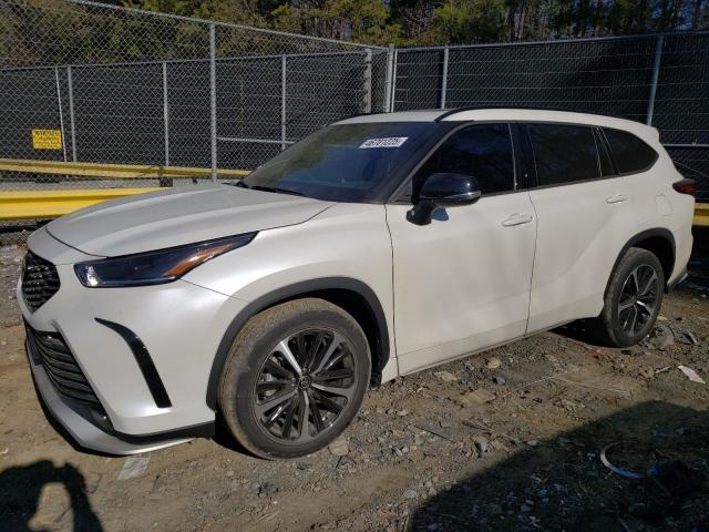 TOYOTA HIGHLANDER 2021