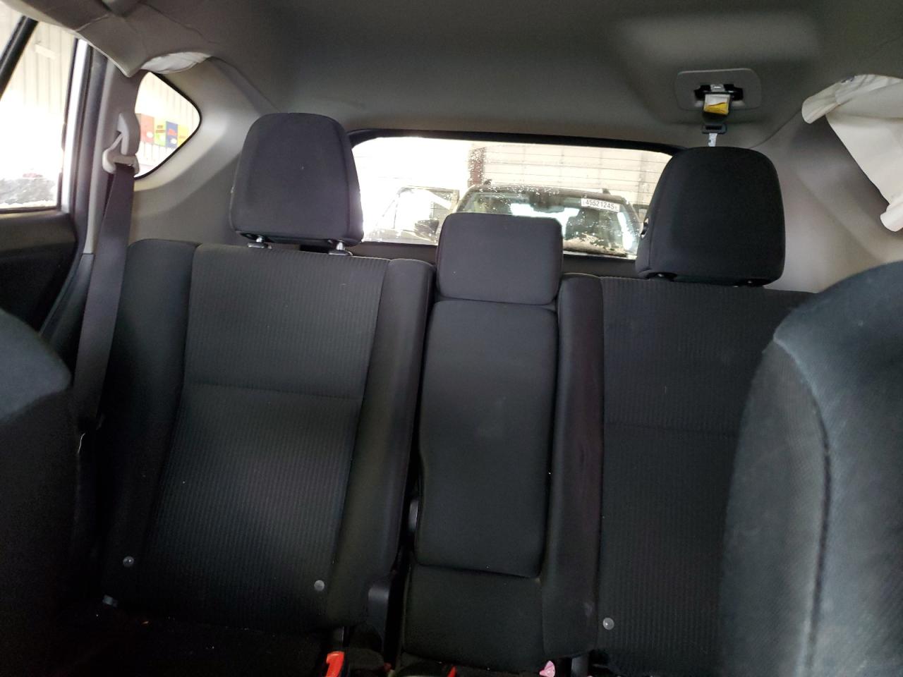 2015 Toyota RAV 4 - Image 10