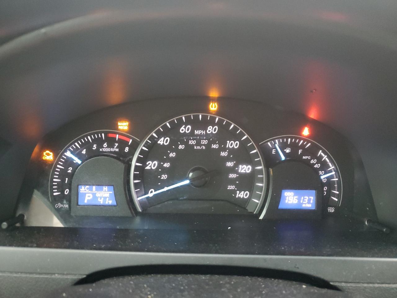 2014 Toyota Camry - Image 9