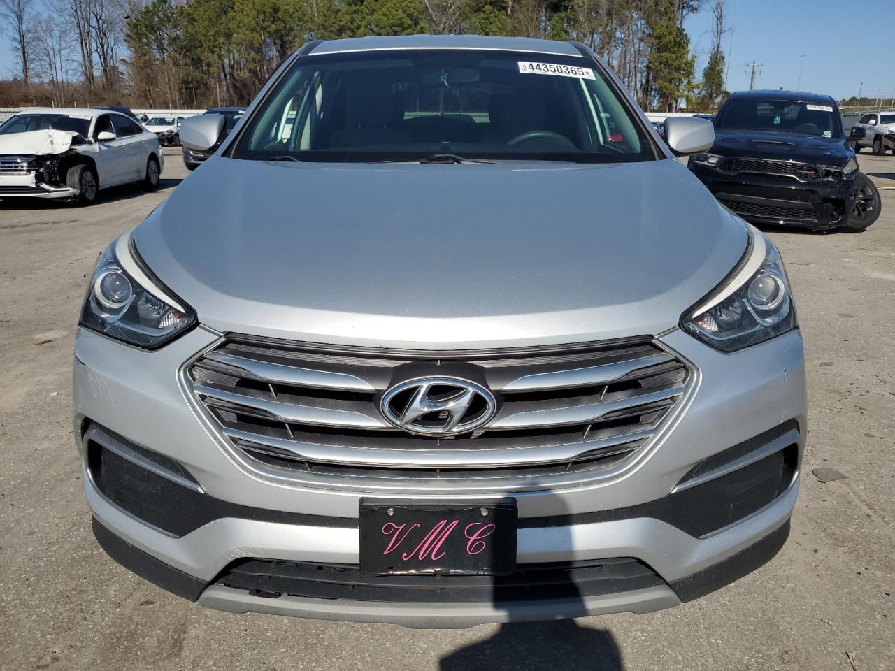 2018 Hyundai Santa Fe - Image 5