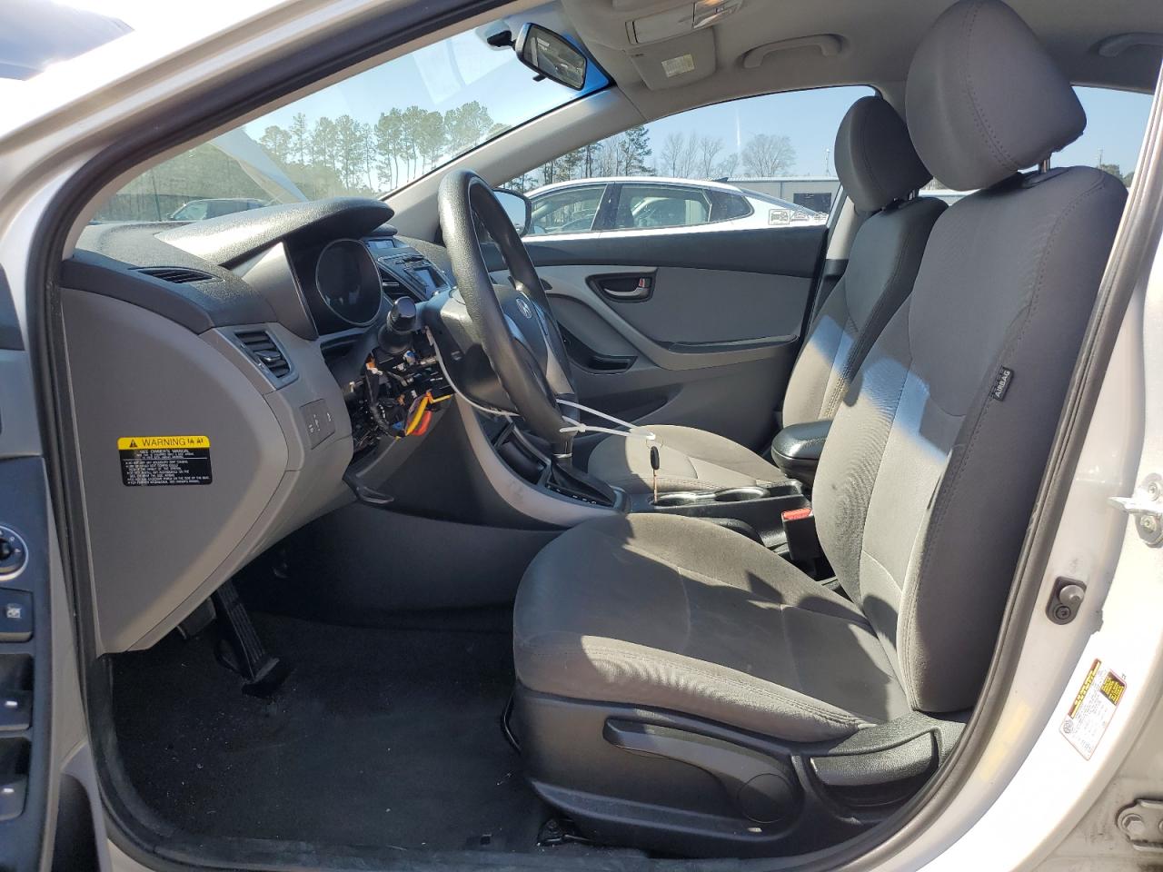 2016 Hyundai Elantra - Image 7