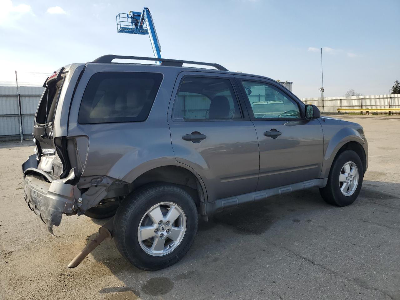 2011 Ford Escape - Image 3