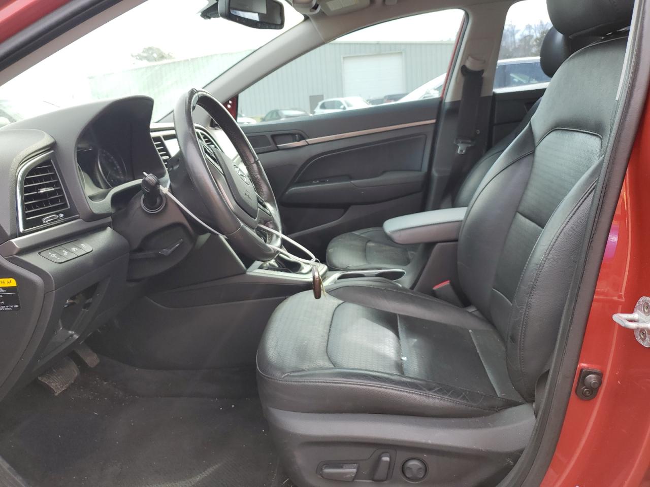 2017 Hyundai Elantra - Image 7
