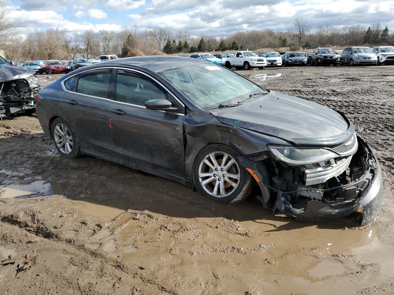 2016 Chrysler 200 - Image 4