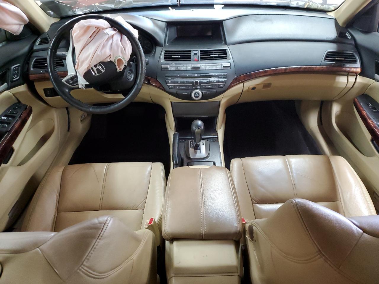 2010 Honda Accord - Image 8