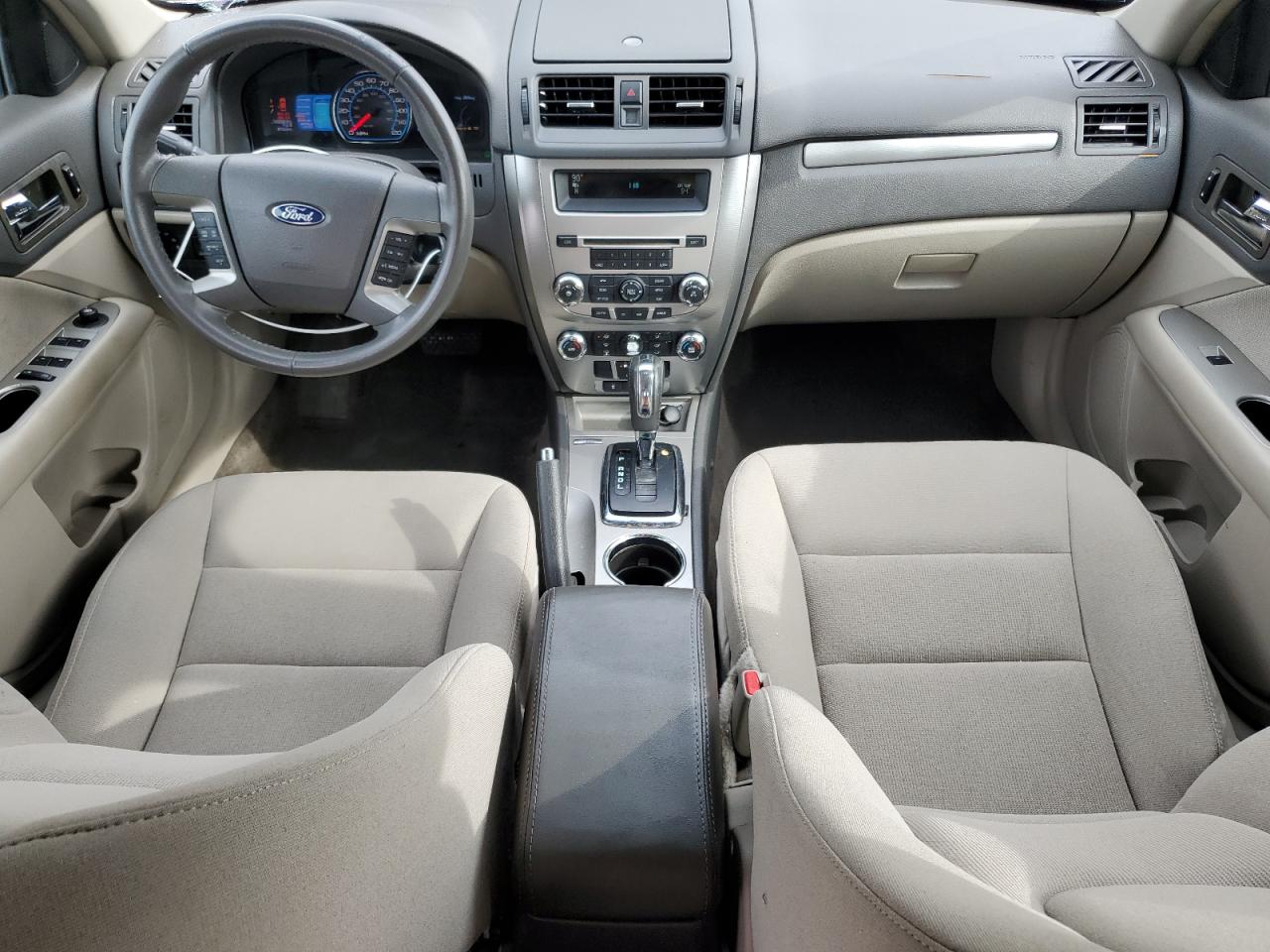 2010 Ford Fusion - Image 8