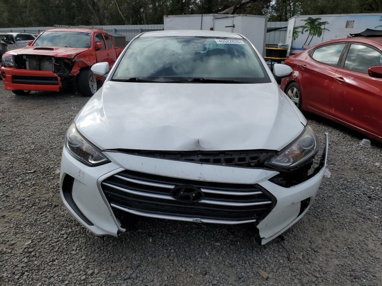 2018 Hyundai Elantra - Image 5