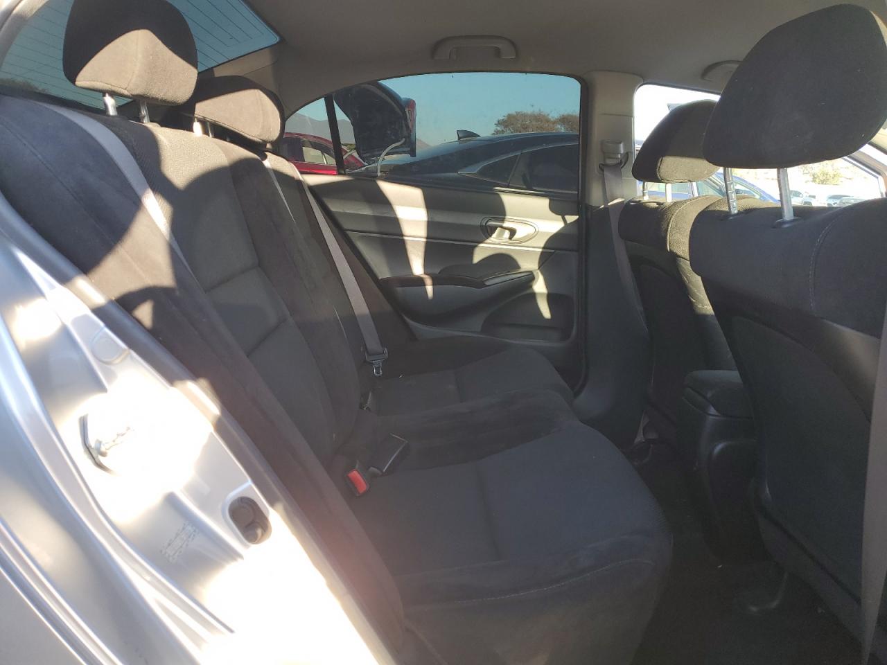 2010 Honda Civic - Image 10