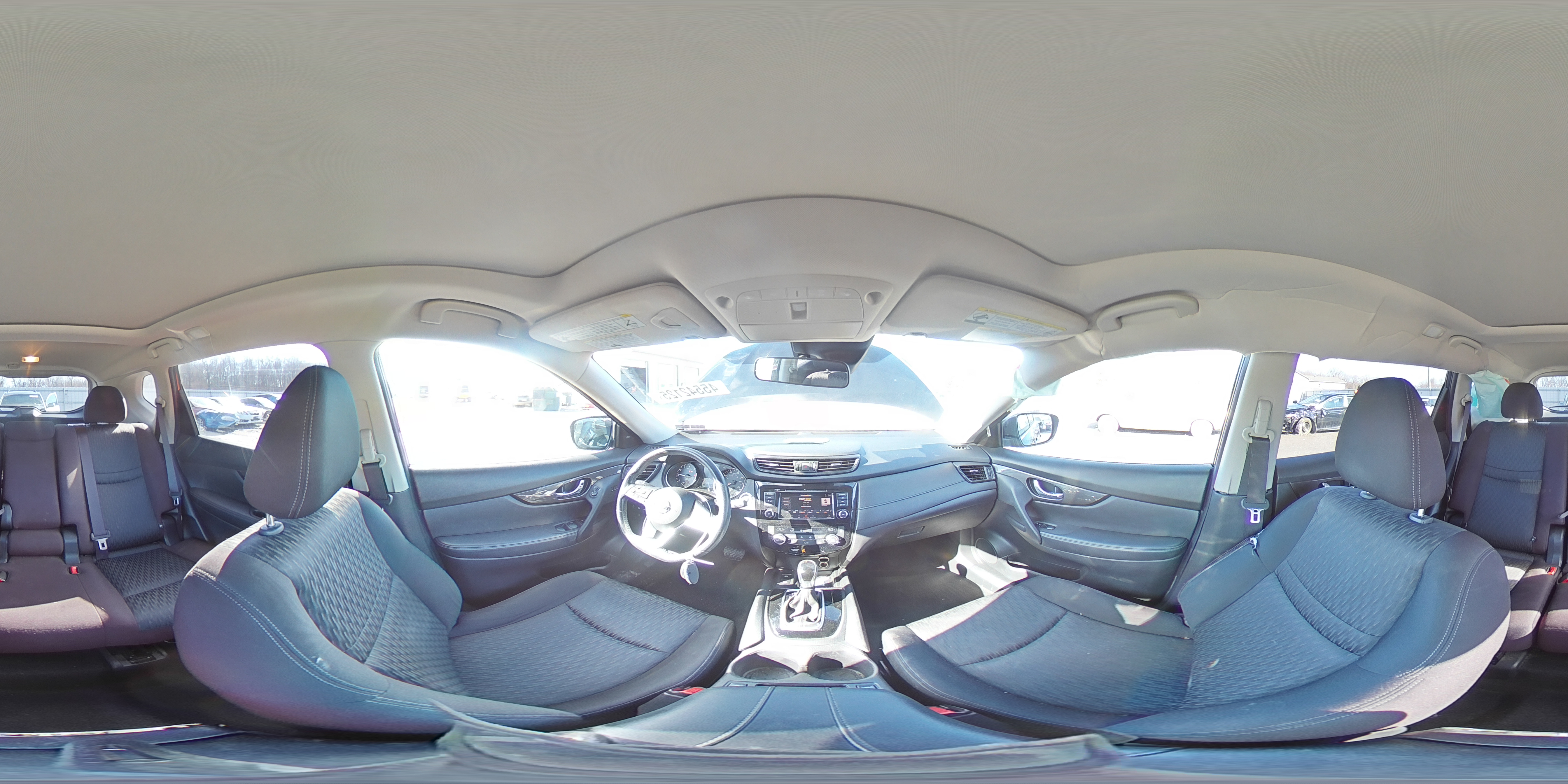2019 Nissan Rogue - Image 14
