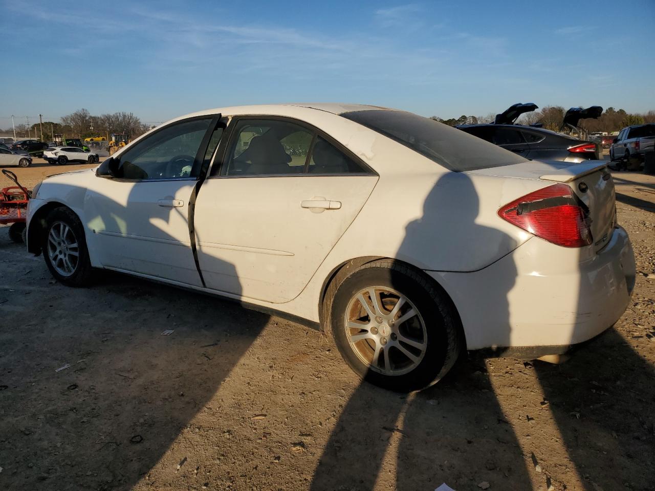 2006 Pontiac G6 - Image 2