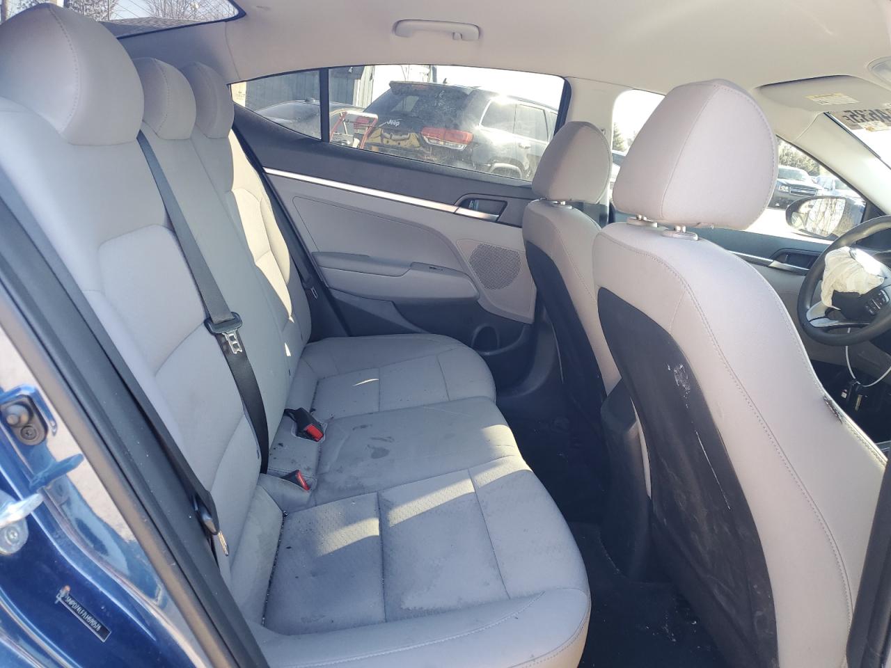 2020 Hyundai Elantra - Image 11