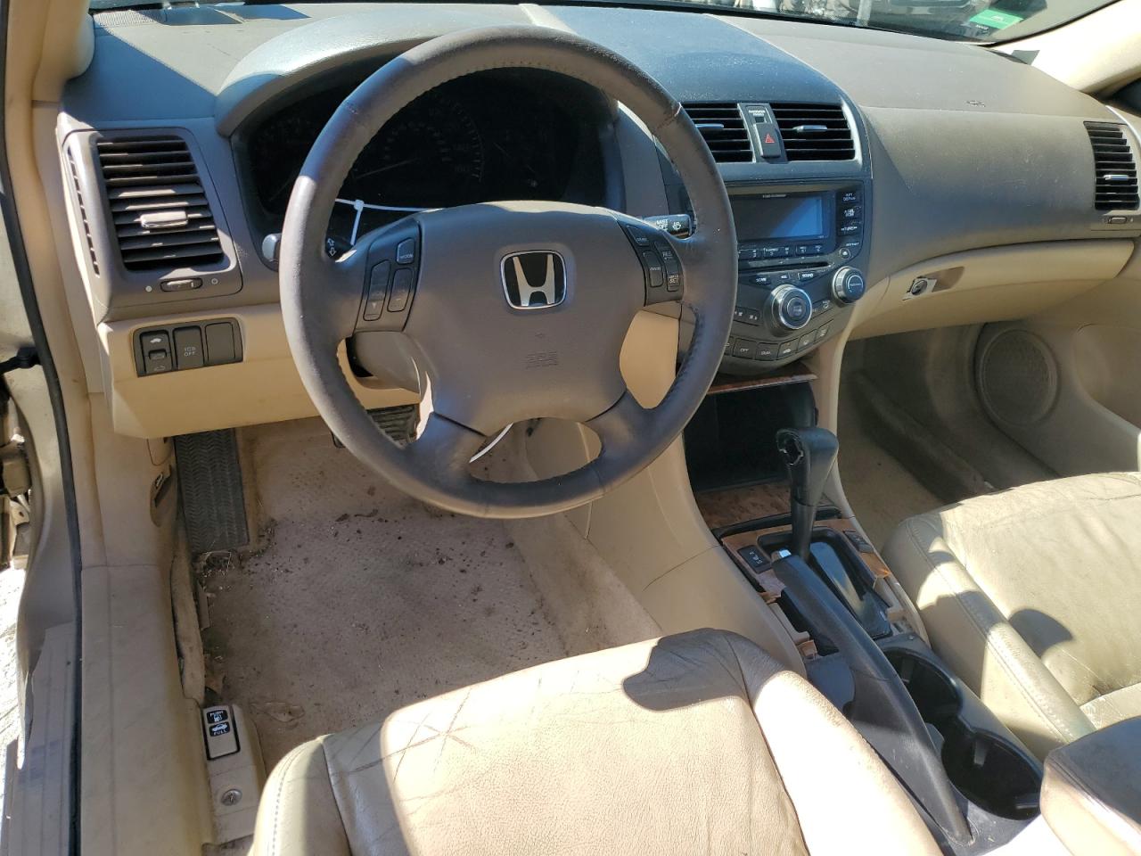 2004 Honda Accord - Image 8