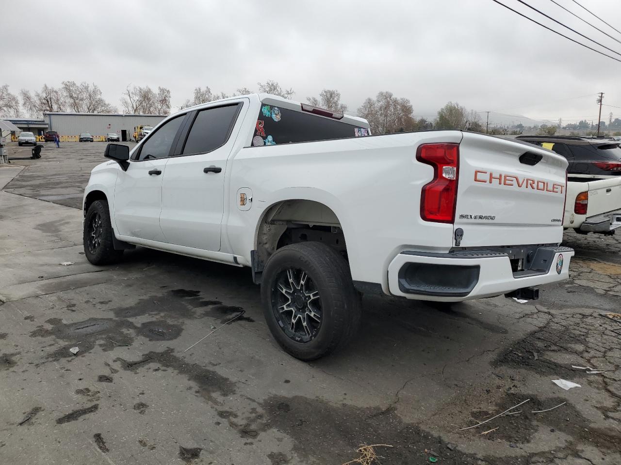 2020 Chevrolet Silverado - Image 2