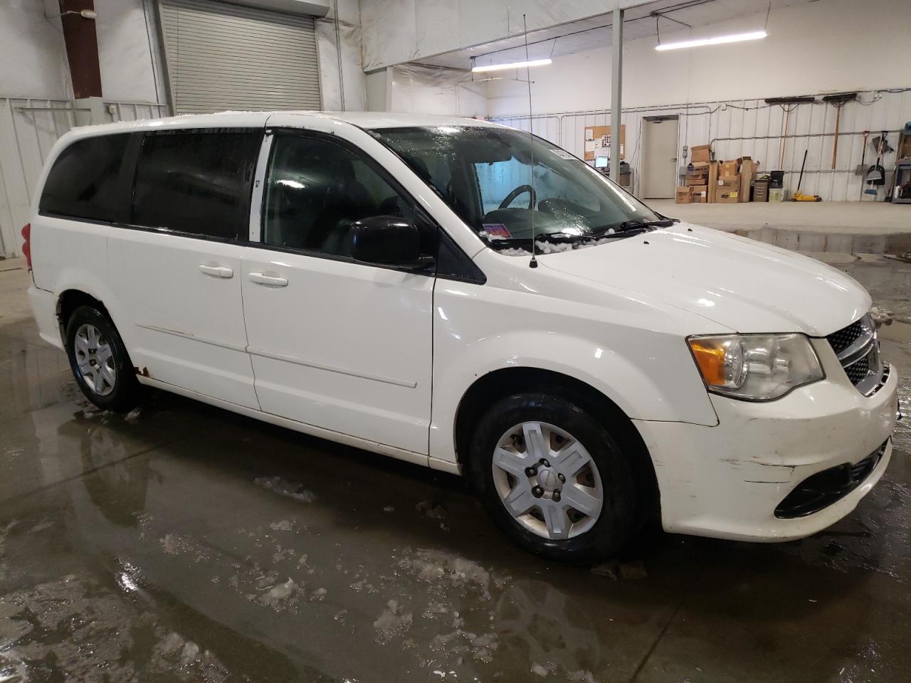 2012 Dodge Caravan - Image 4