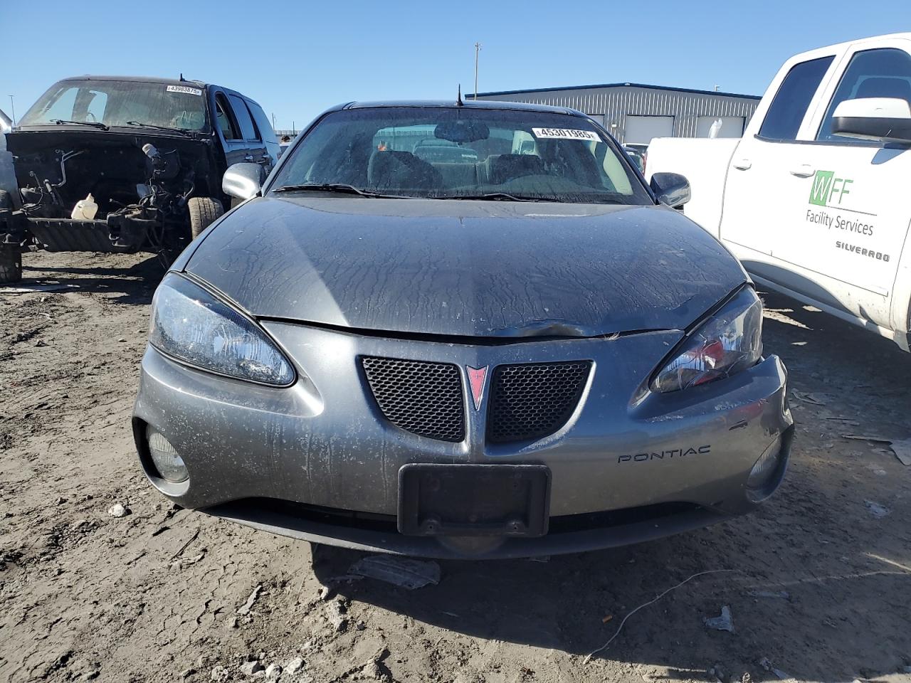 2005 Pontiac Grand Prix - Image 5