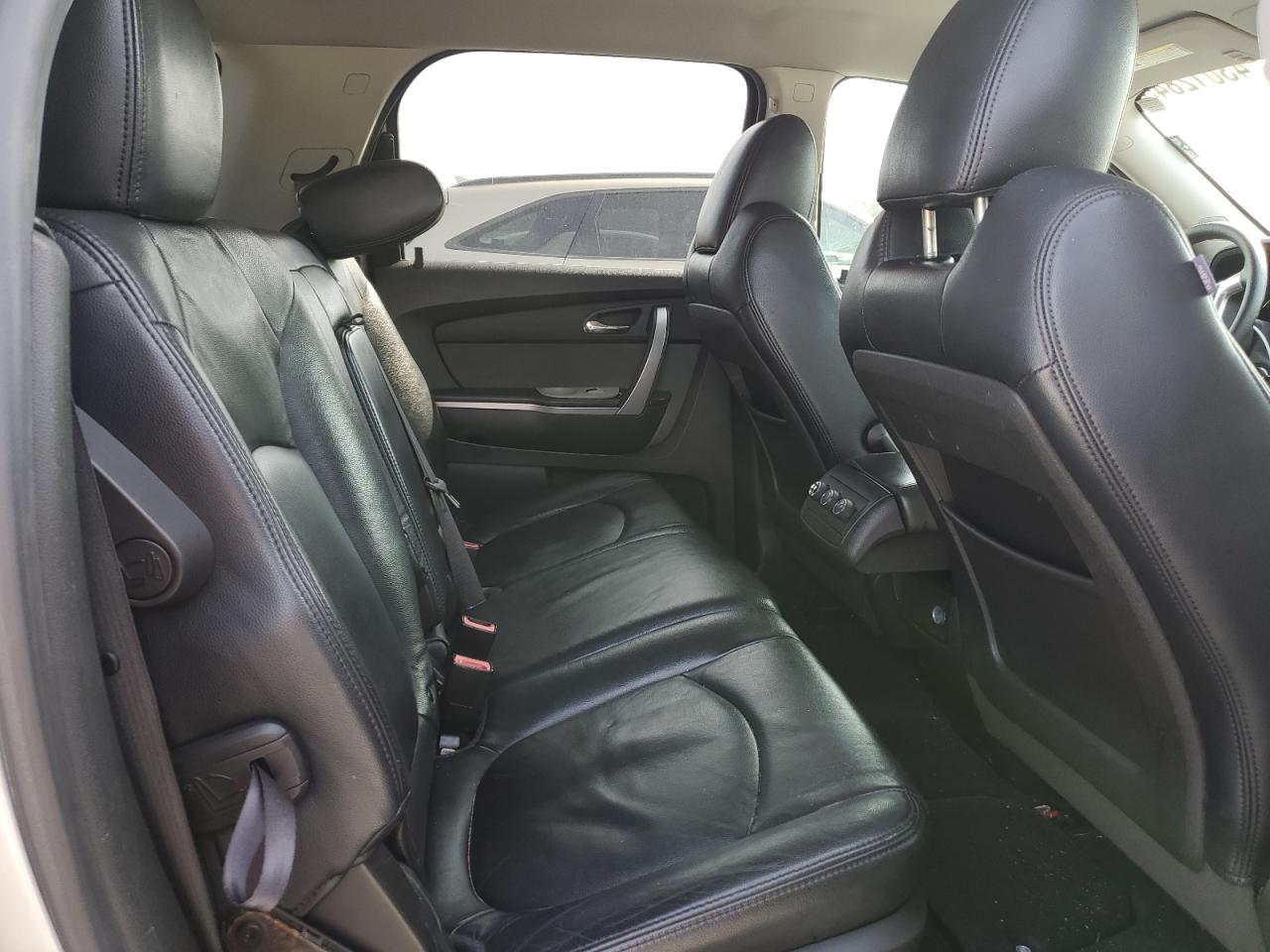 2011 GMC Acadia - Image 11