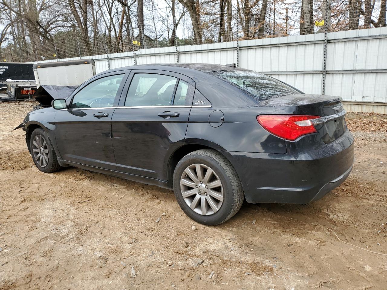 2012 Chrysler 200 - Image 2