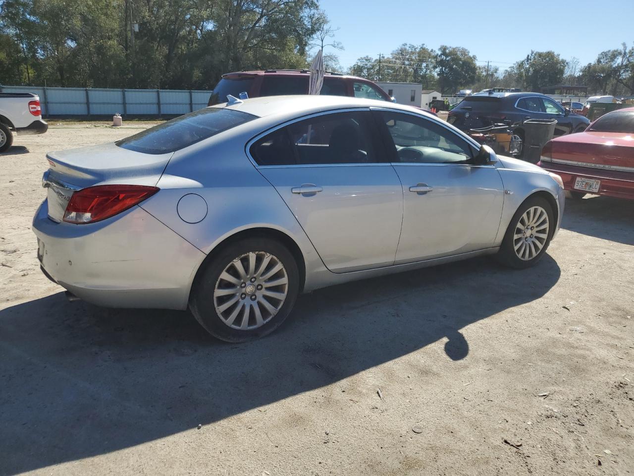 2011 Buick Regal - Image 3