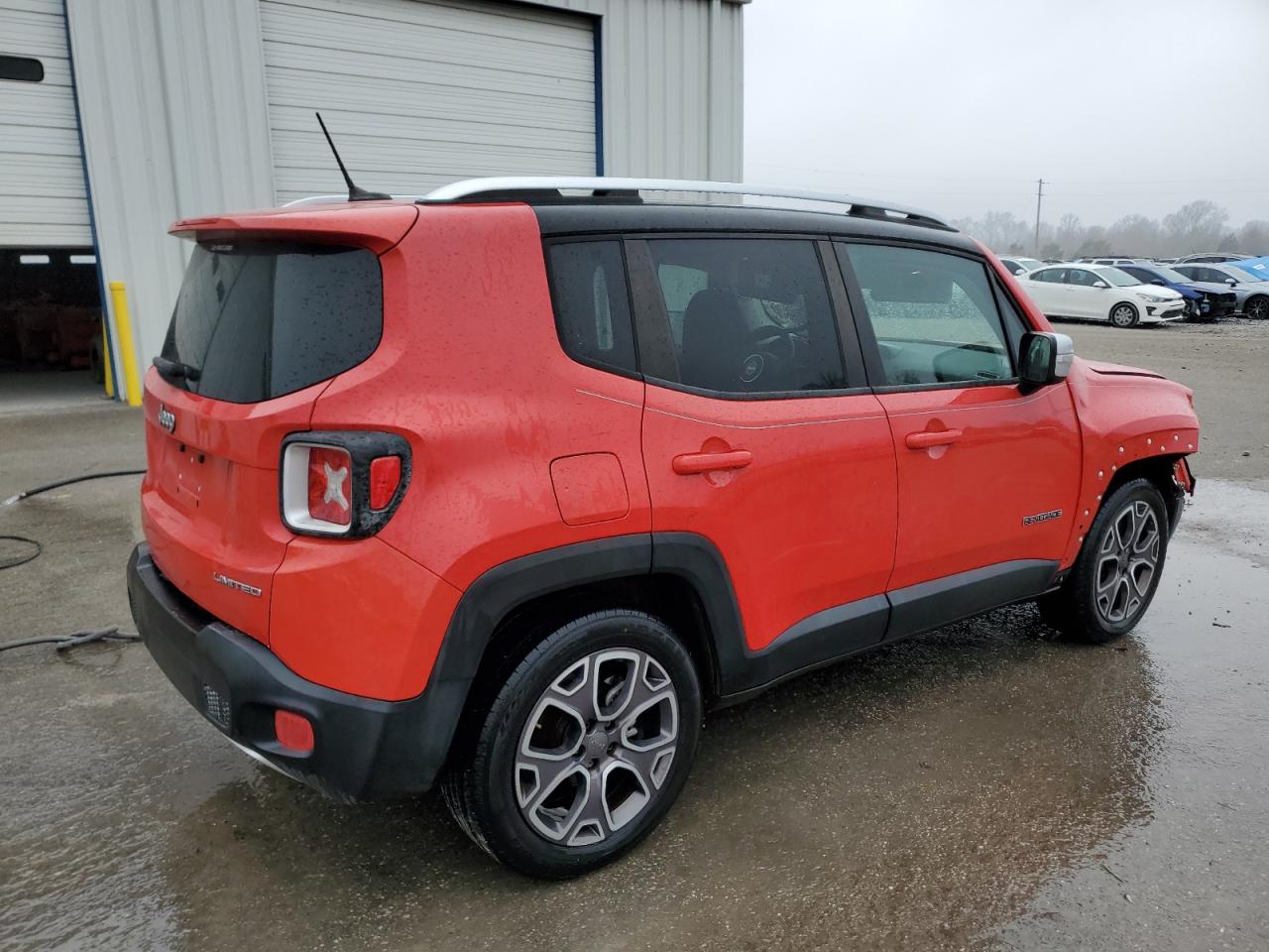 2015 Jeep Renegade - Image 3