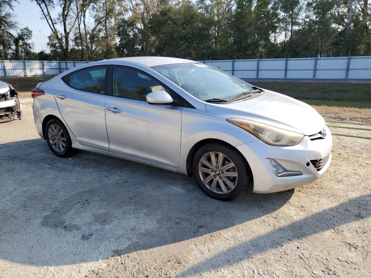 2014 Hyundai Elantra - Image 4
