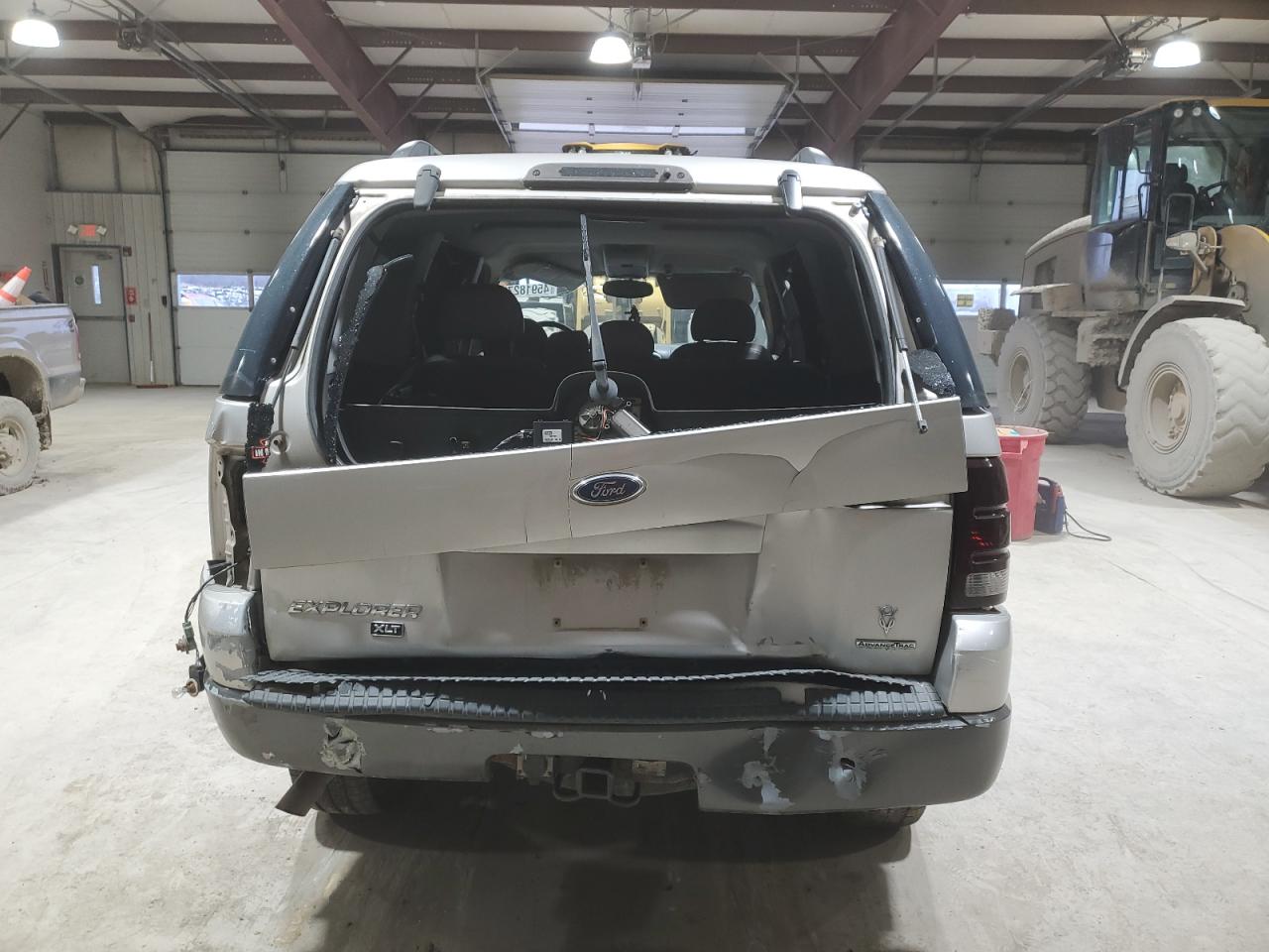 2004 Ford Explorer Xlt VIN: 1FMDU73W44UB04371 Lot: 47103395
