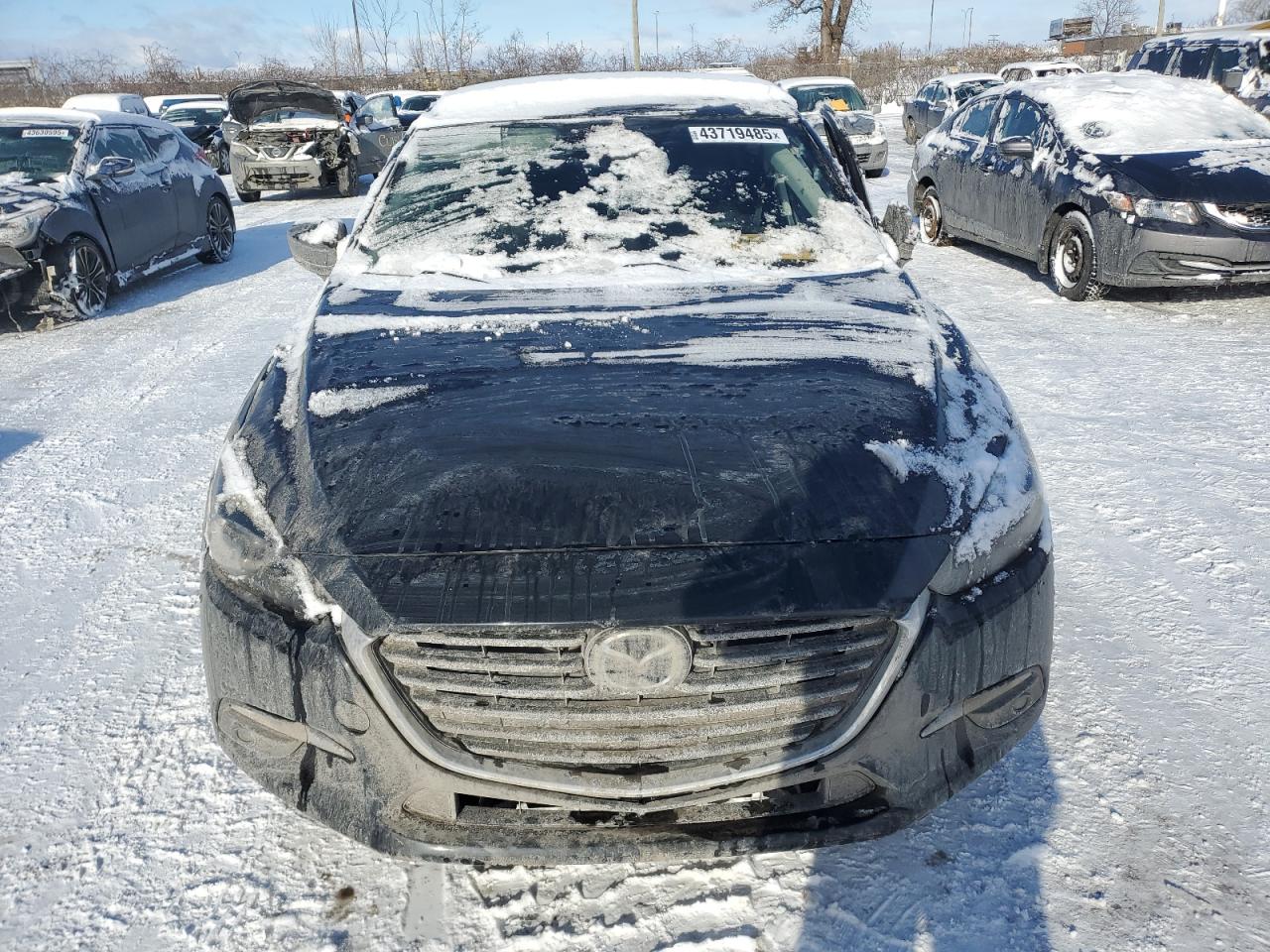 2018 Mazda 3 - Image 5