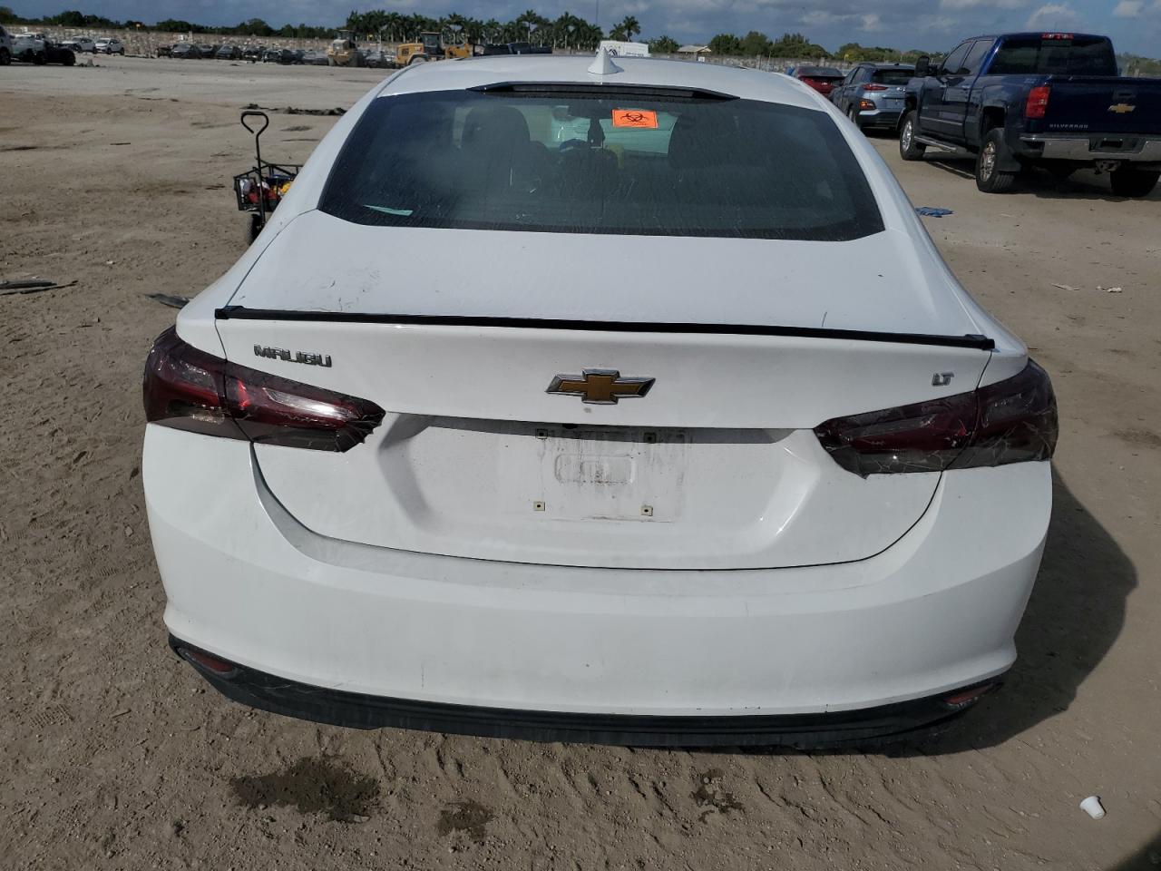 2020 Chevrolet Malibu - Image 6