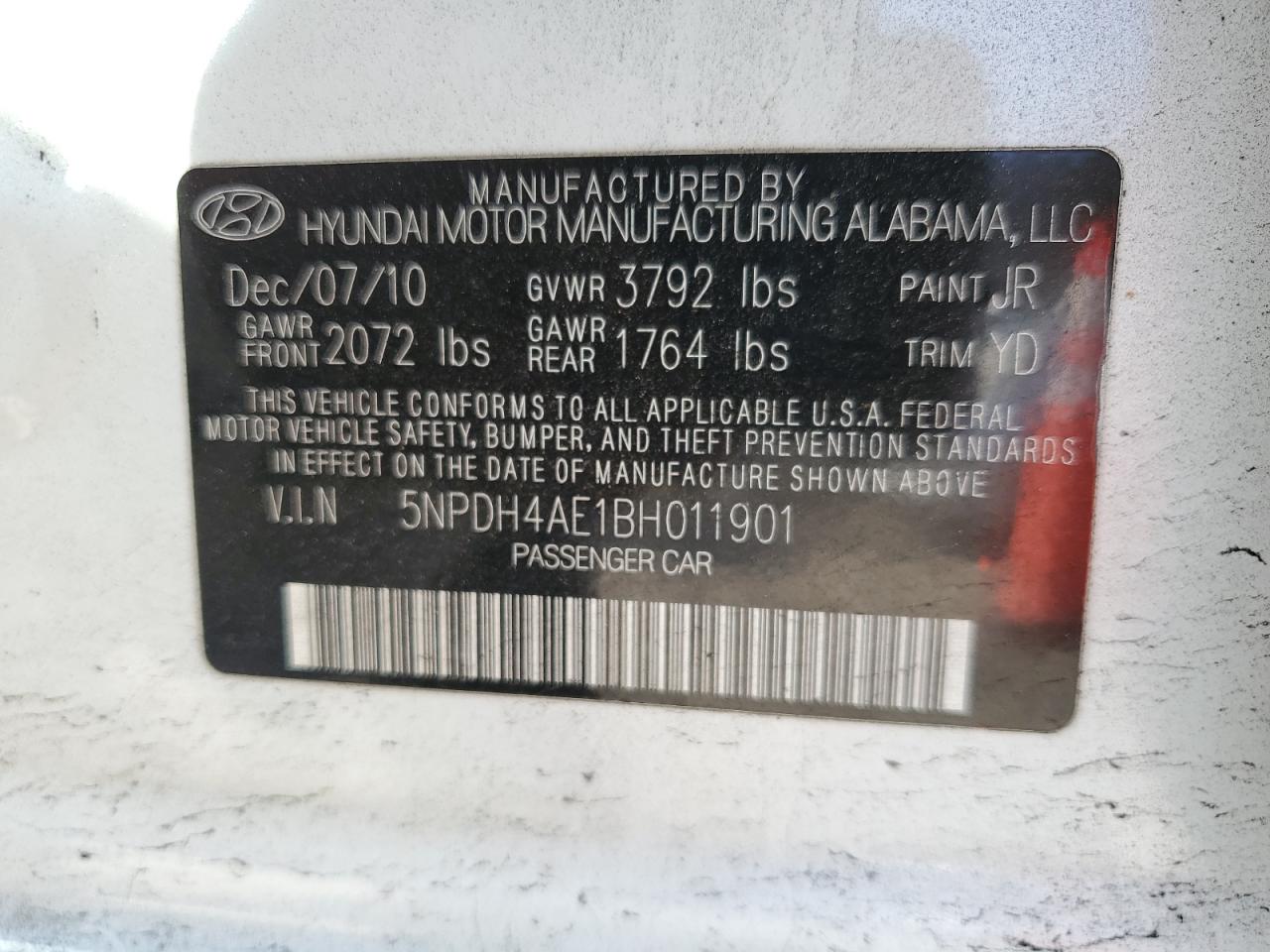 2011 Hyundai Elantra - Image 13