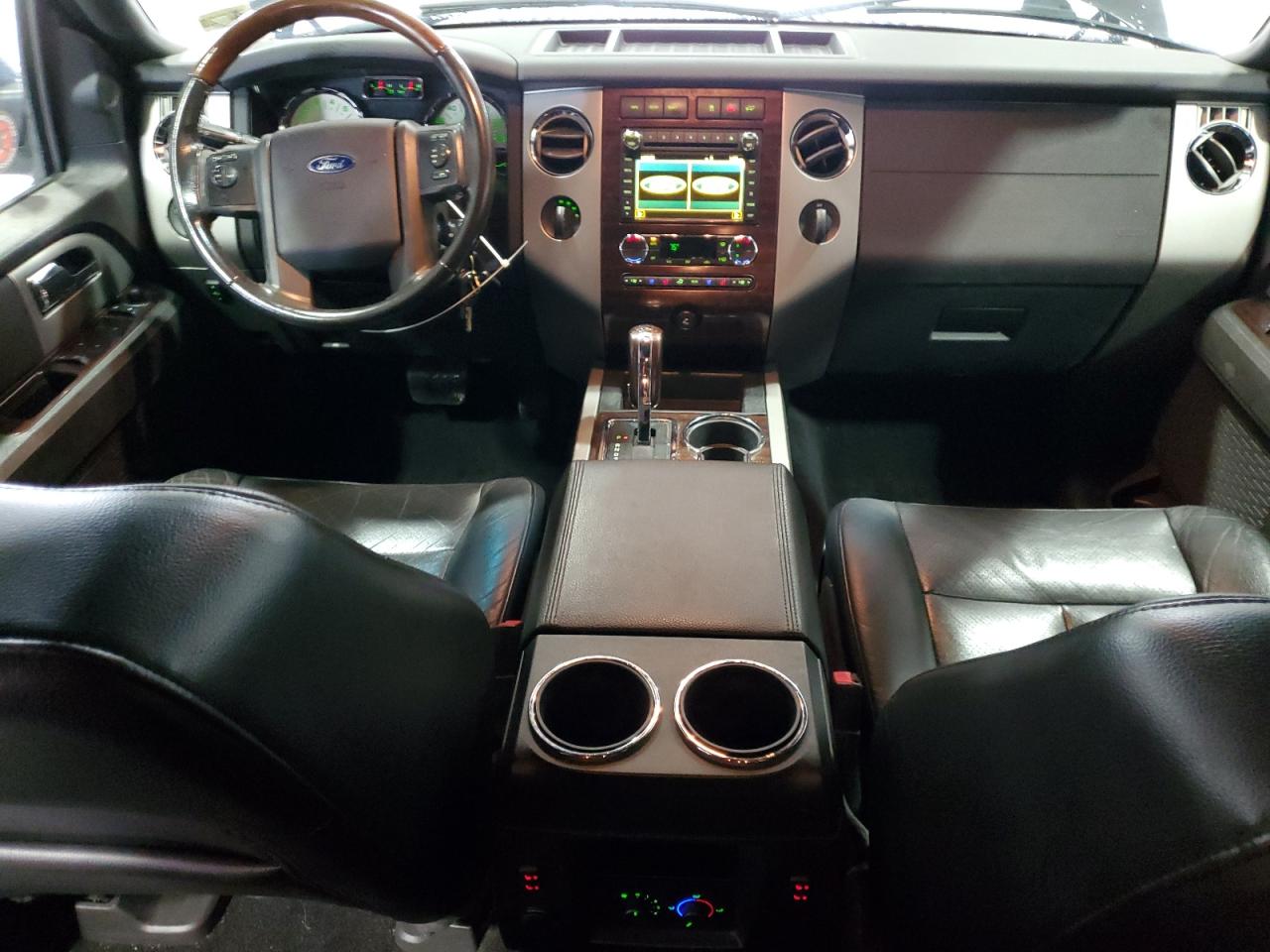 2010 Ford Expedition - Image 8