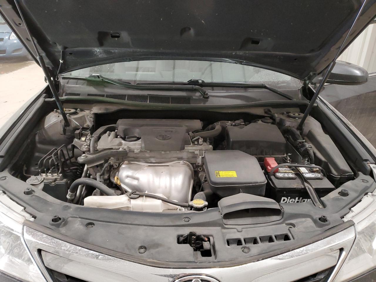 2012 Toyota Camry - Image 11