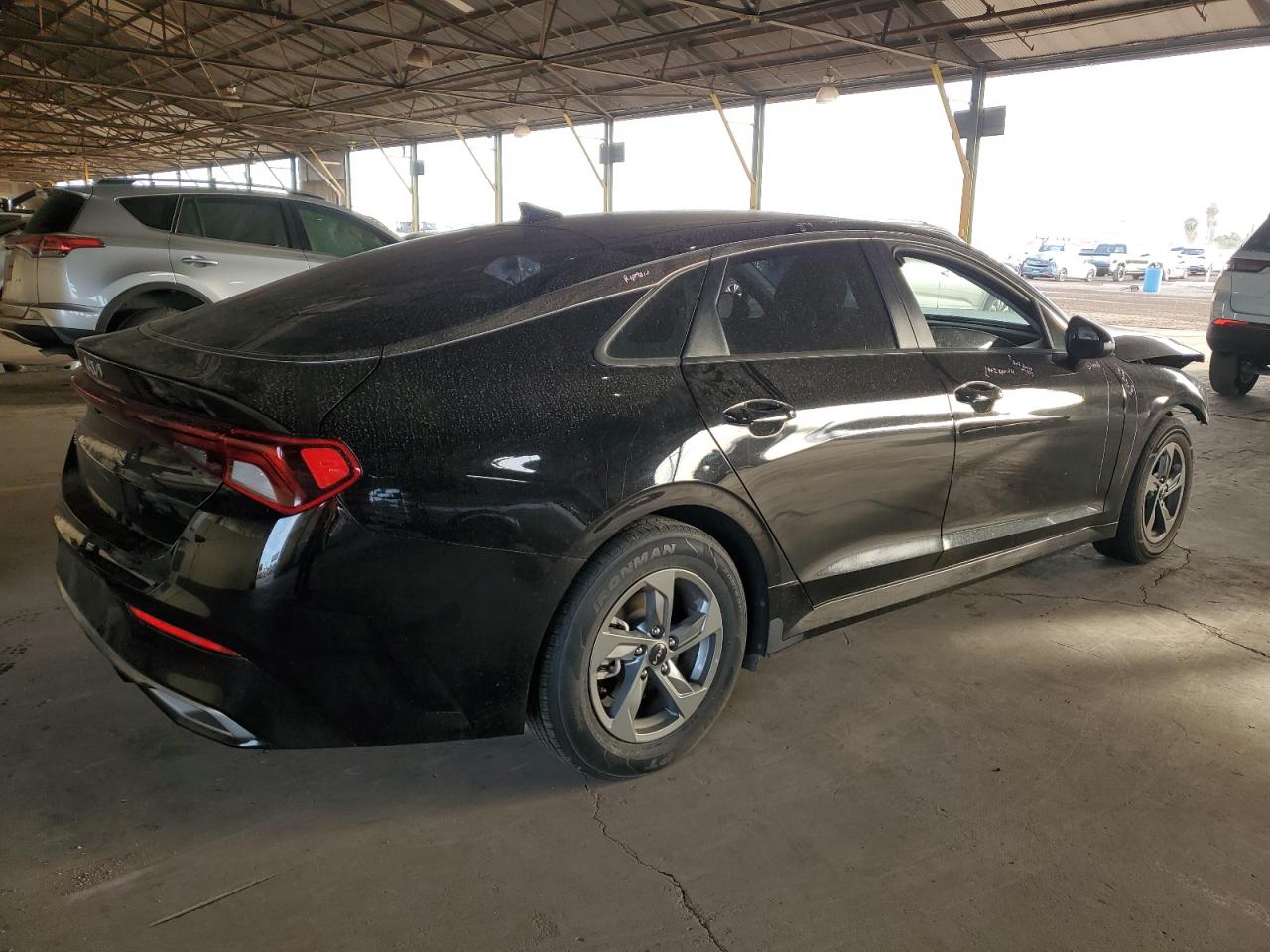 2022 Kia K5 - Image 3