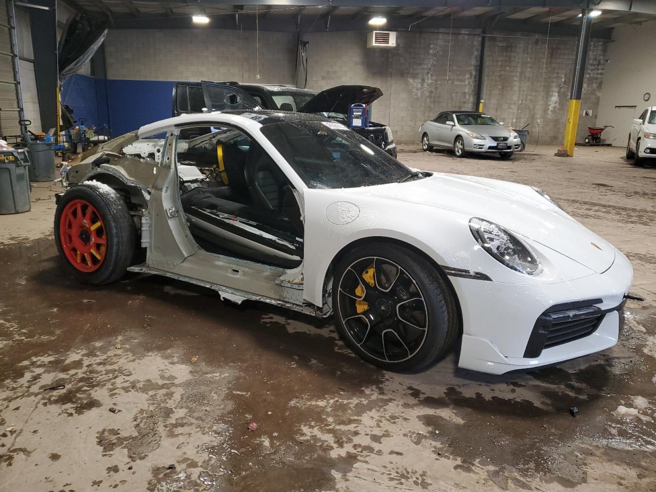 2021 Porsche 911 - Image 4