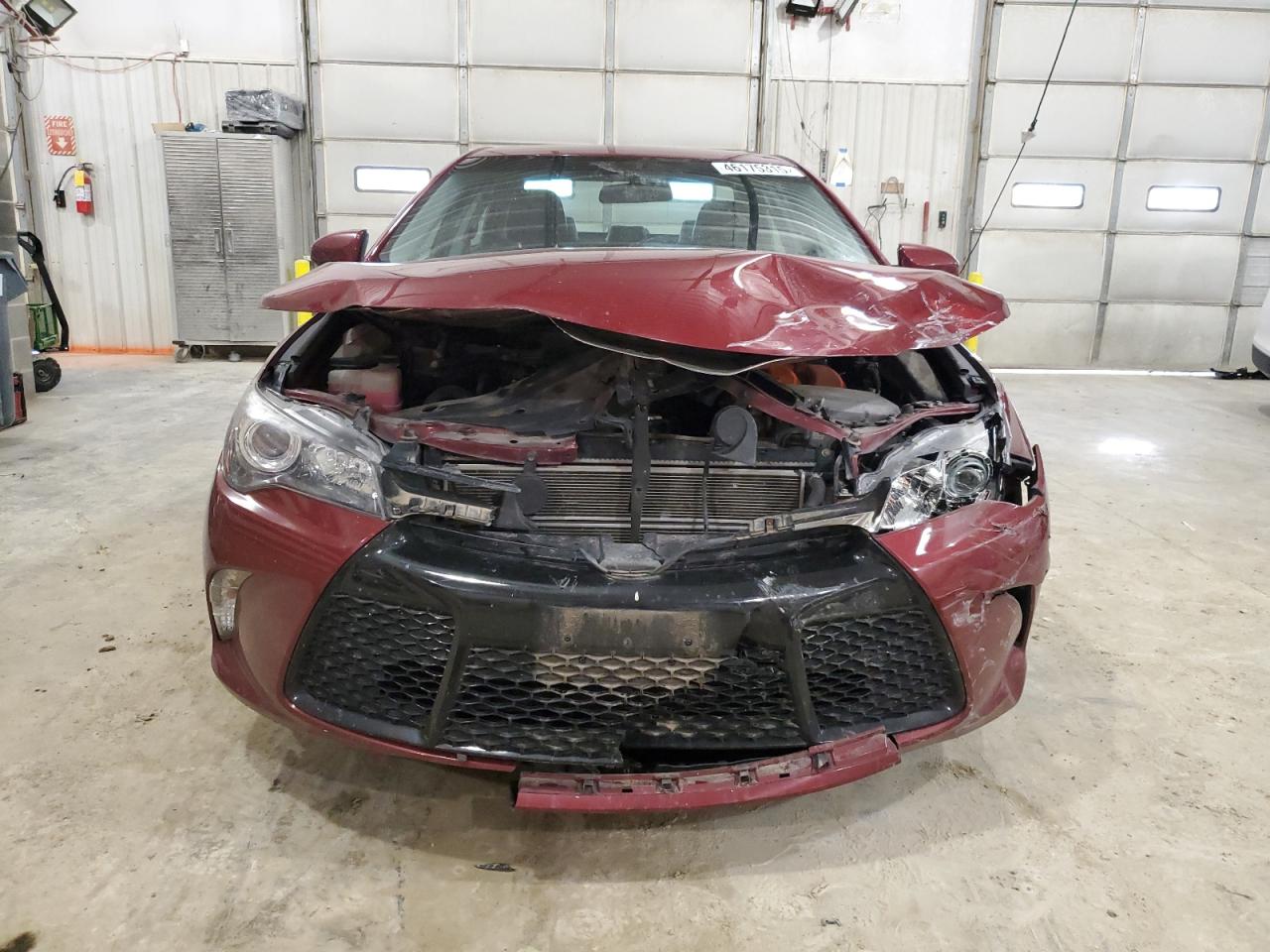 2016 Toyota Camry - Image 5