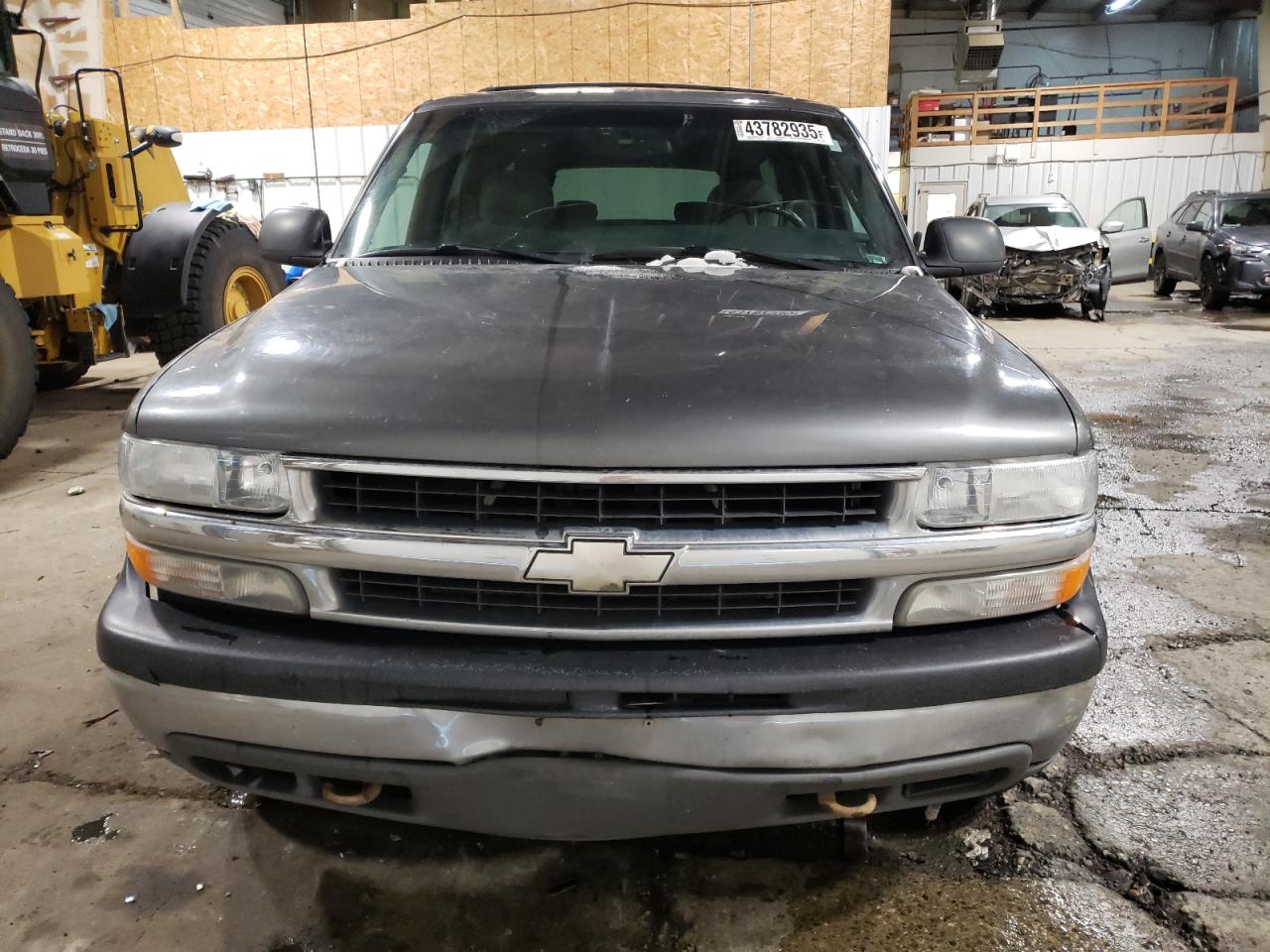 2001 Chevrolet Suburban - Image 5