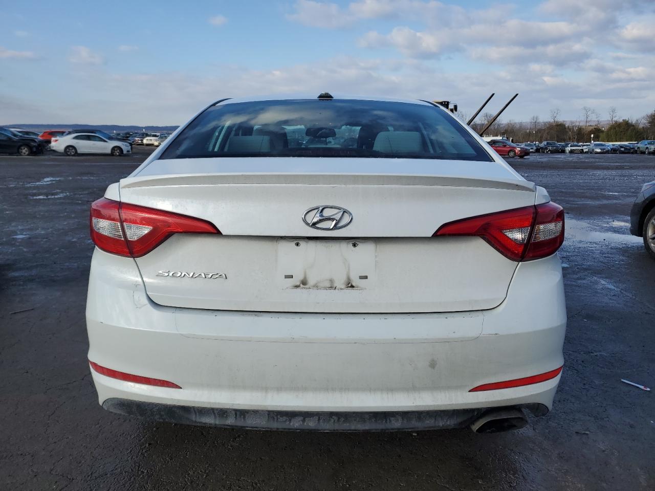 2017 Hyundai Sonata - Image 6