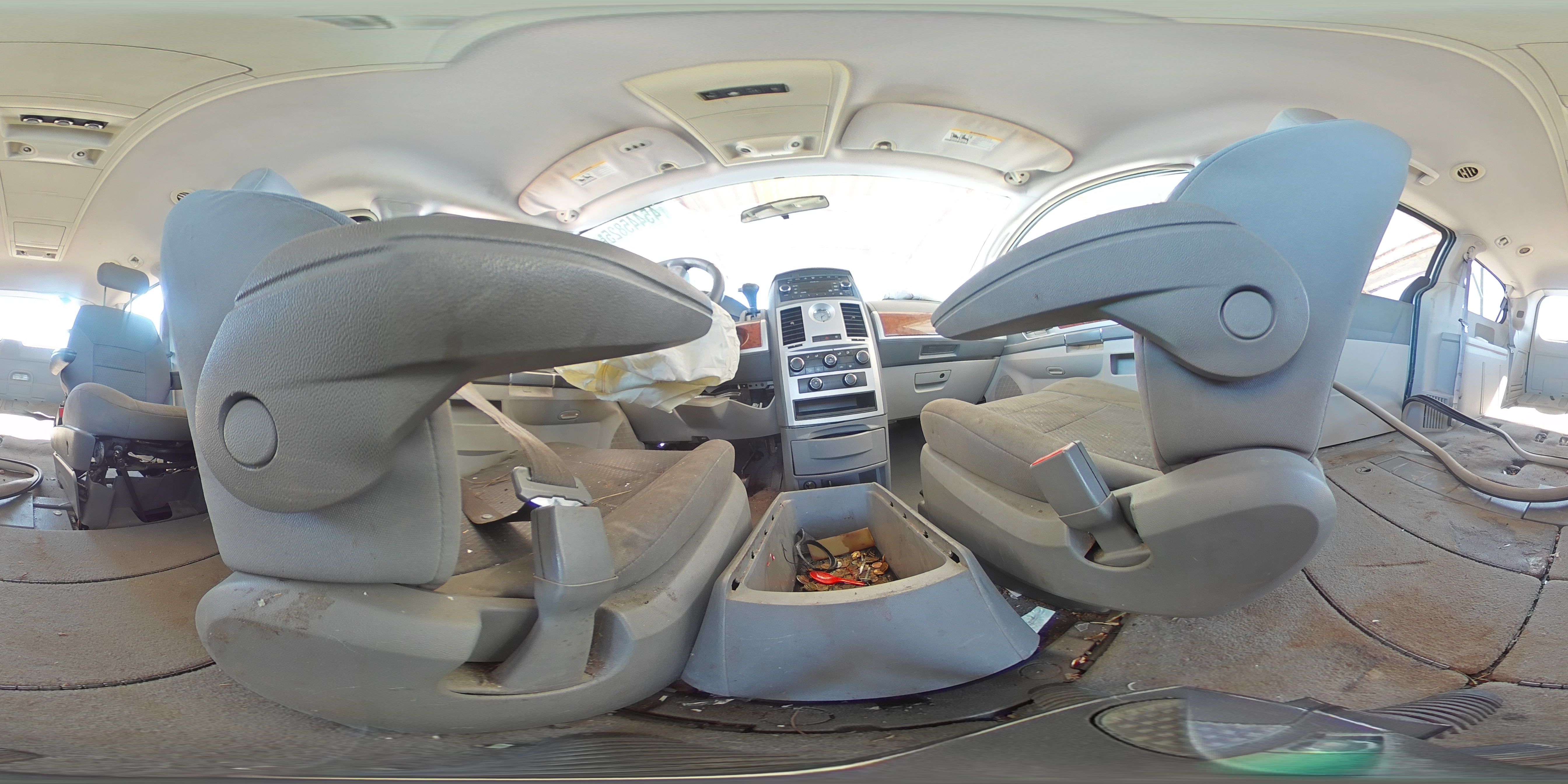 2009 Chrysler Town & Country - Image 14