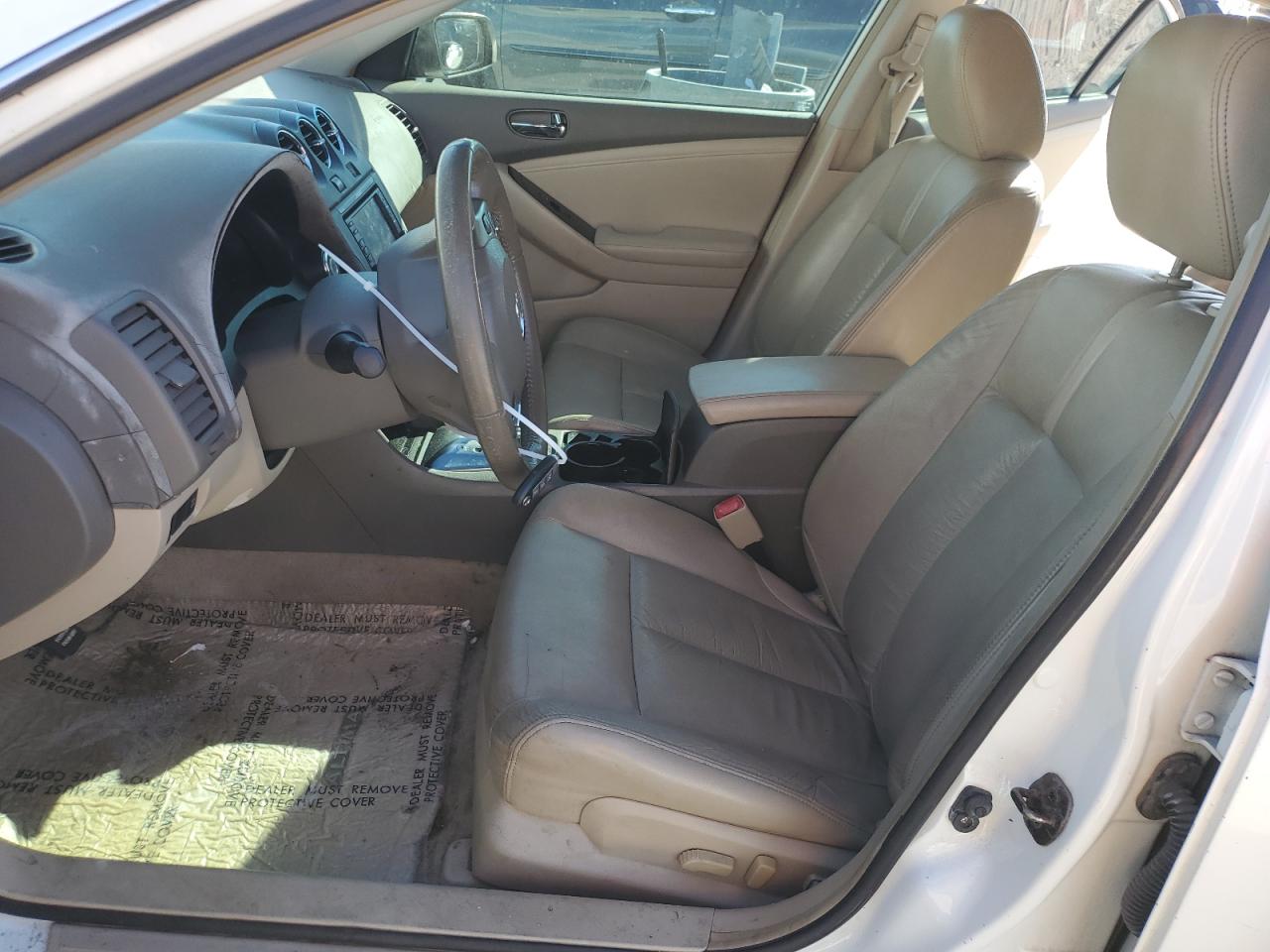 2010 Nissan Altima - Image 7