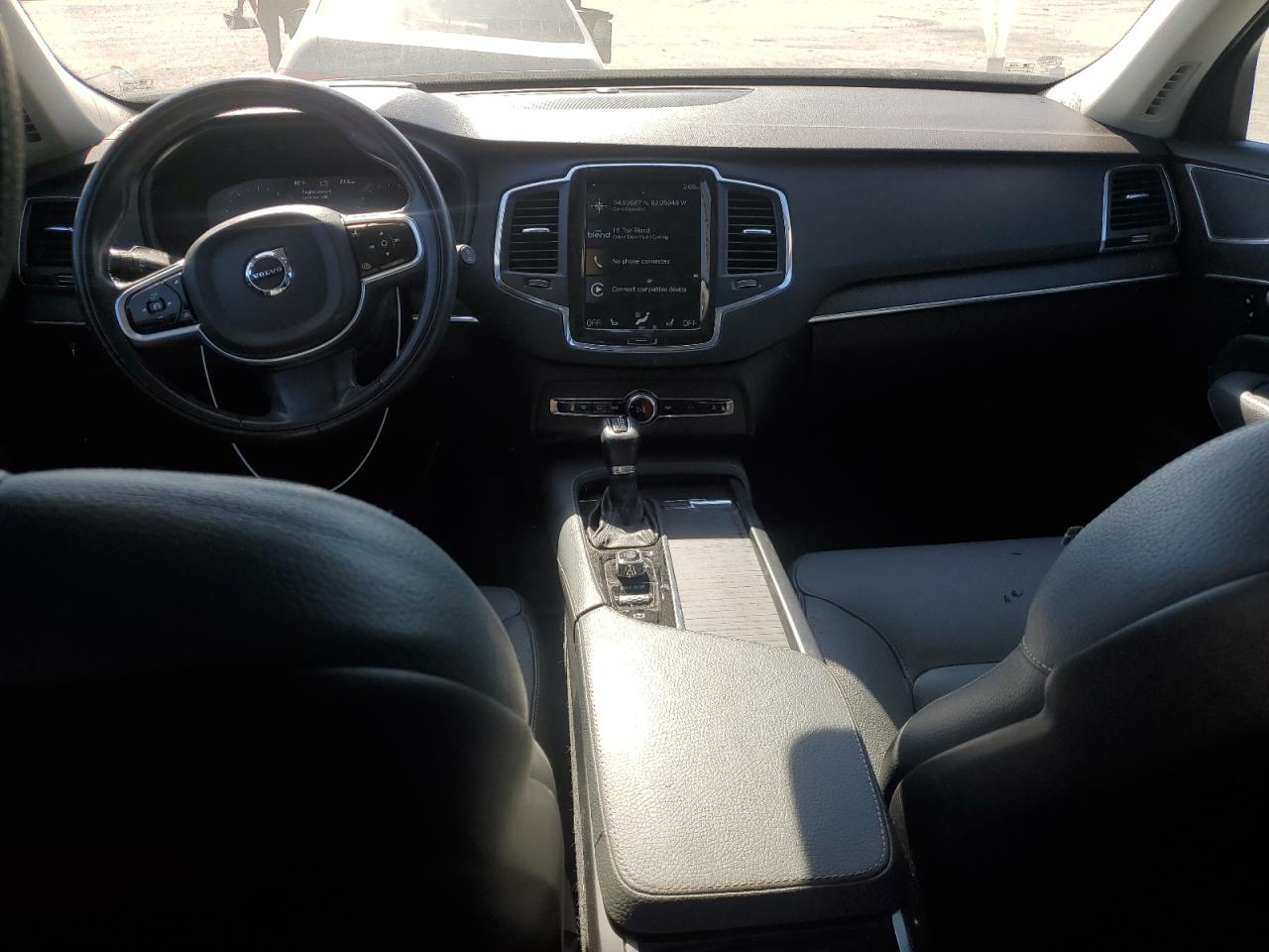 2020 Volvo XC90 - Image 8
