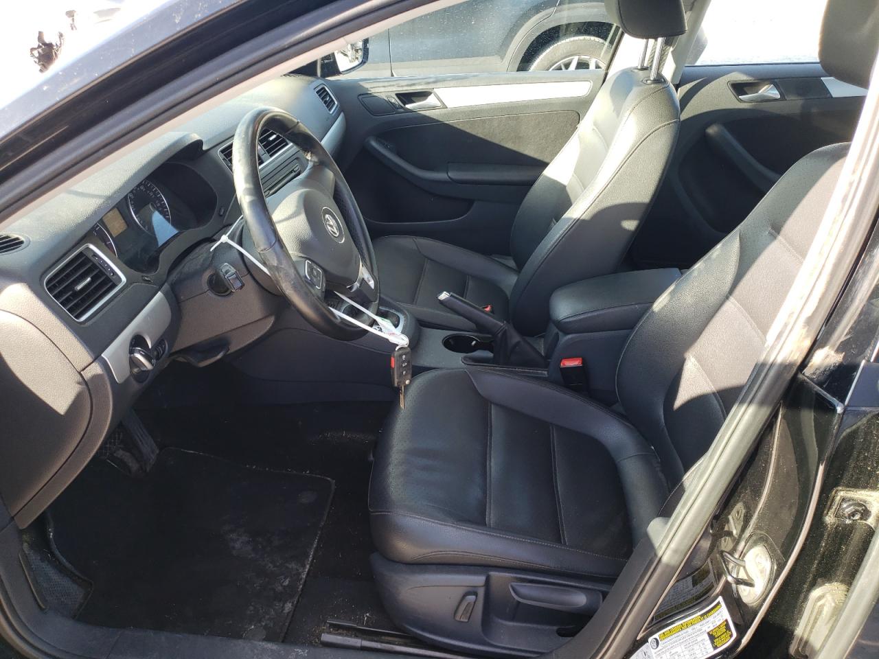 2014 Volkswagen Jetta - Image 7