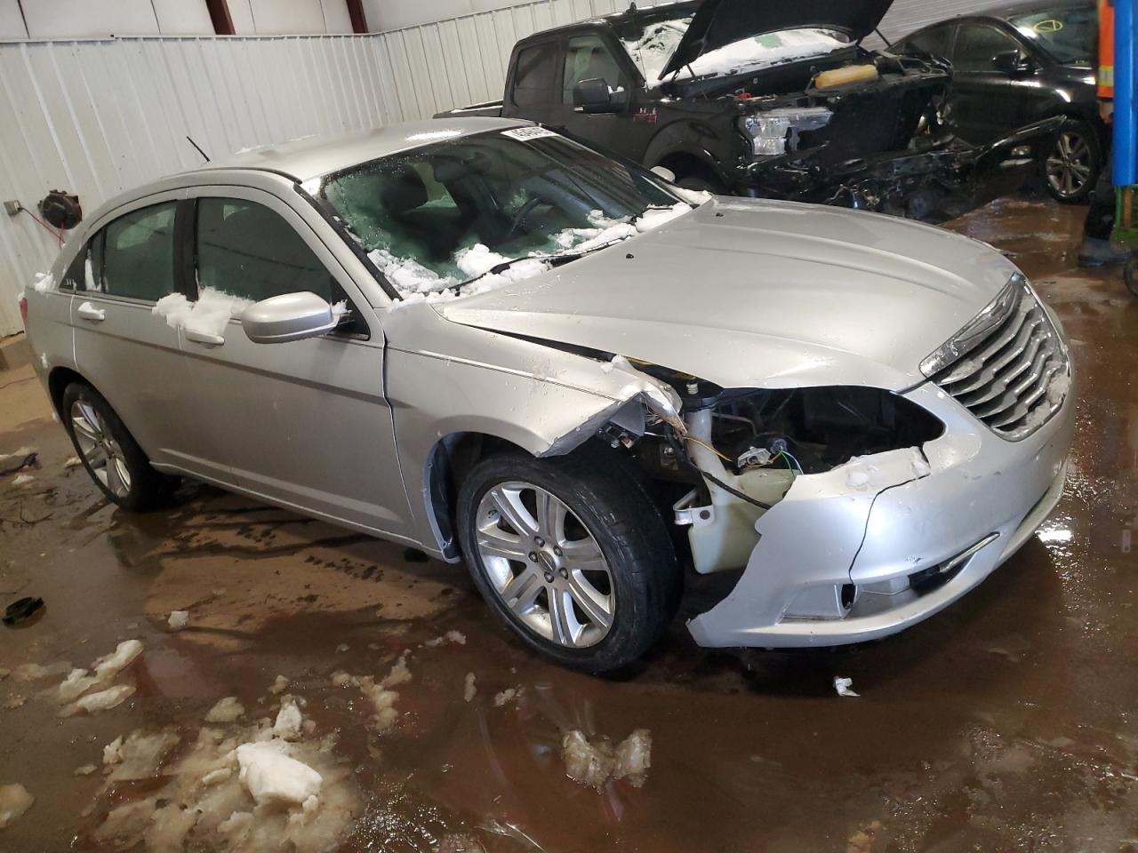2012 Chrysler 200 - Image 4