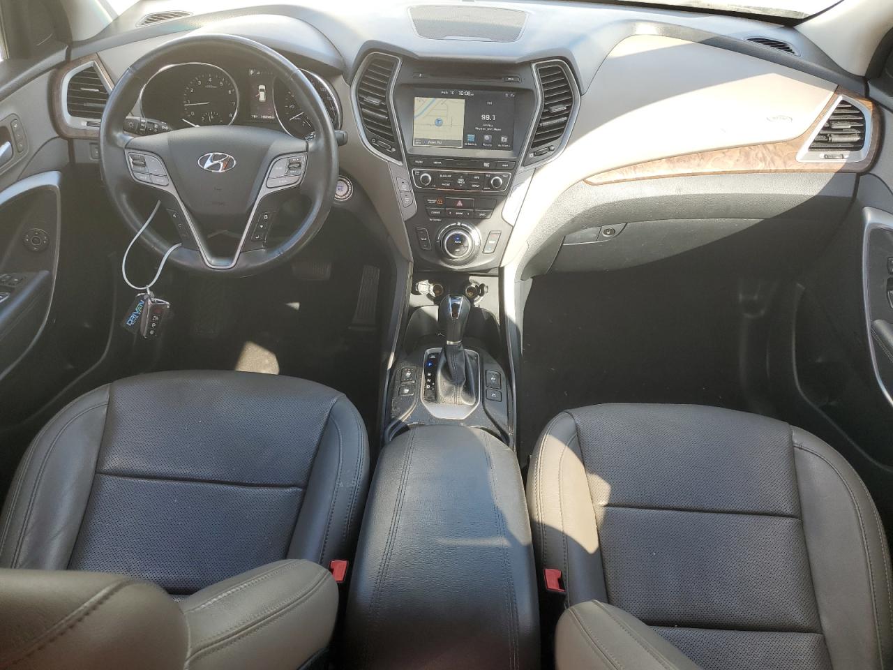 2018 Hyundai Santa Fe - Image 8