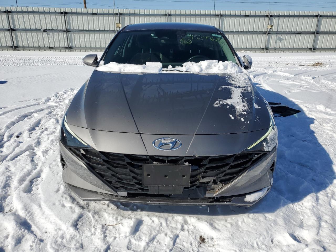 2021 Hyundai Elantra - Image 5