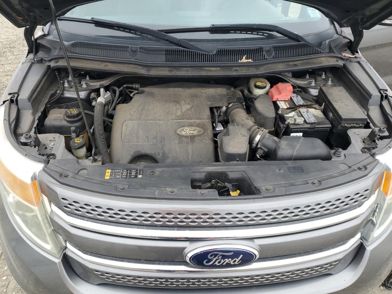 2014 Ford Explorer - Image 12