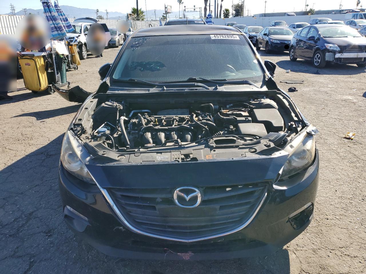 2016 Mazda 3 - Image 5