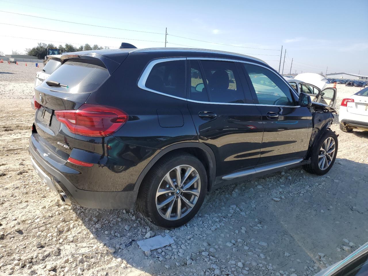 2019 BMW X3 - Image 3